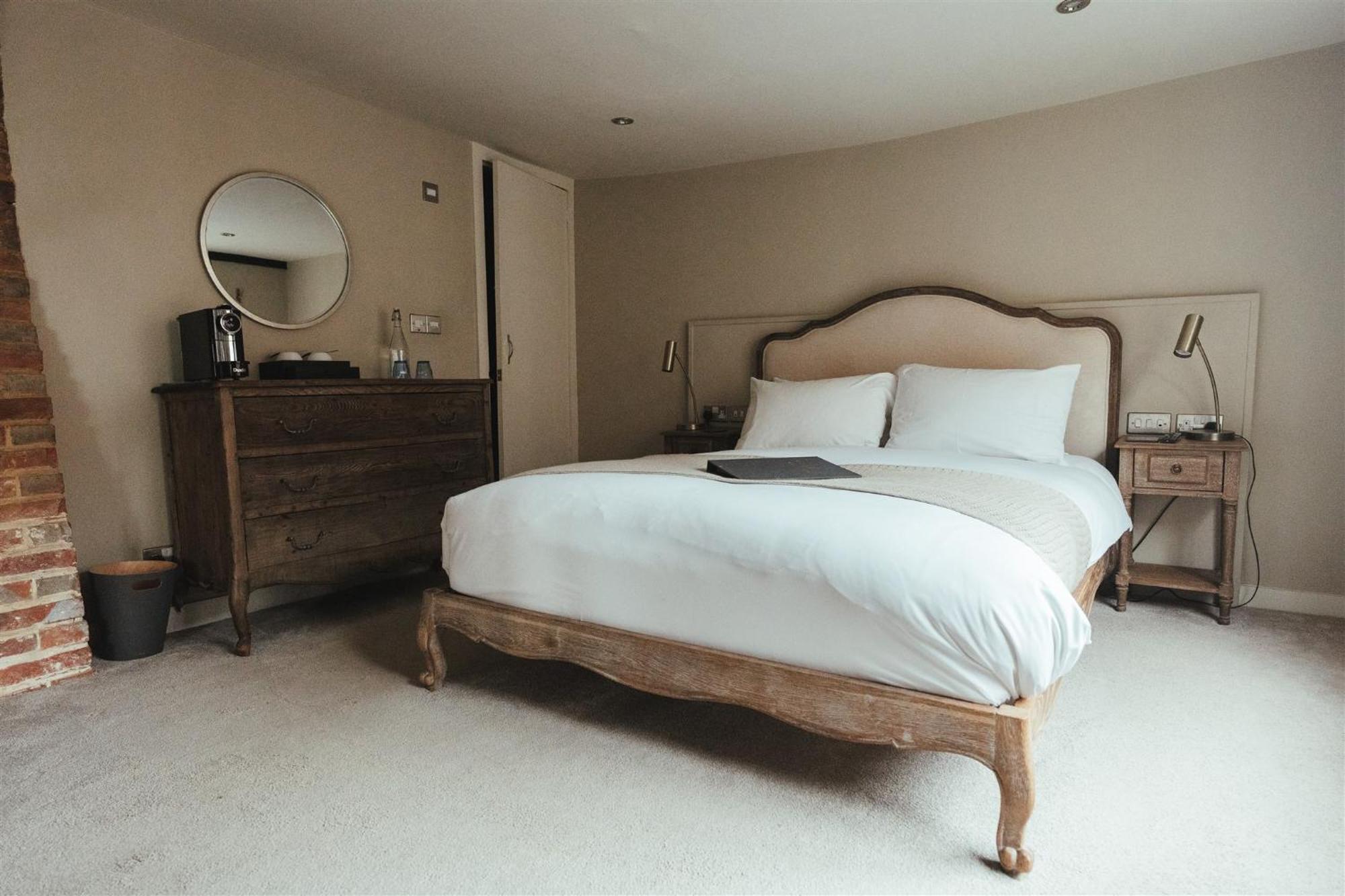 The Woolpack Hotel Тентерден Экстерьер фото