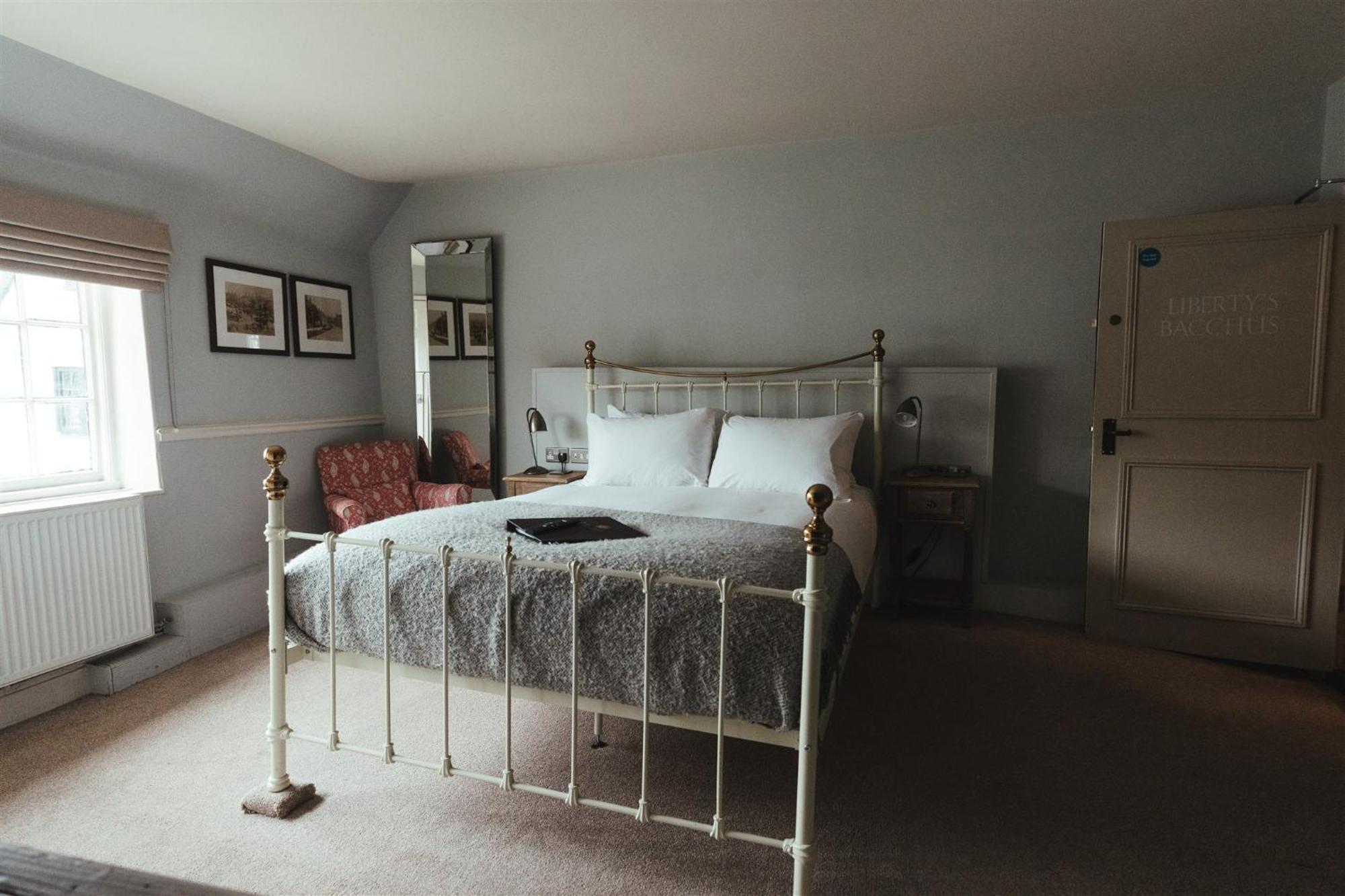 The Woolpack Hotel Тентерден Экстерьер фото