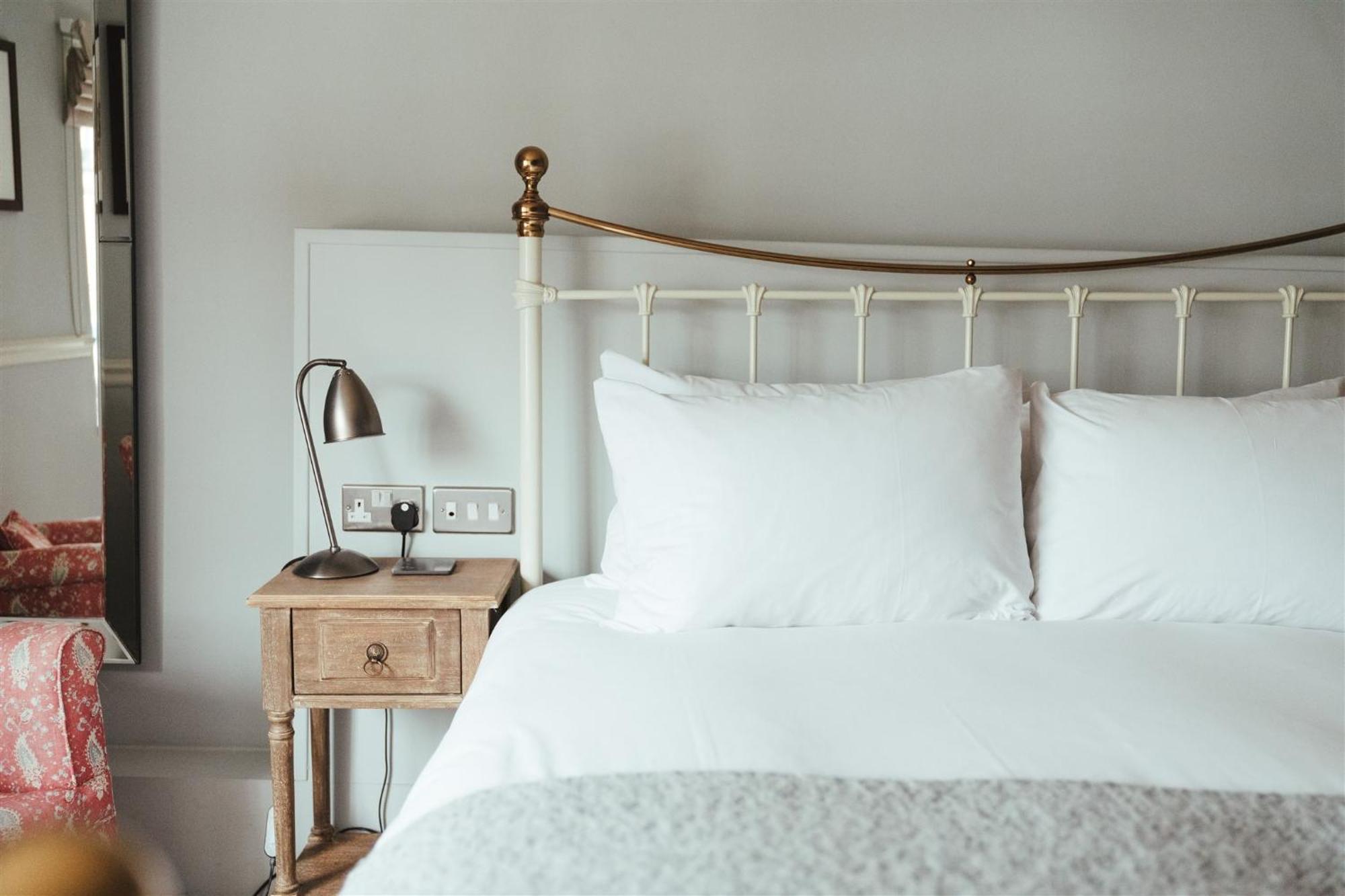 The Woolpack Hotel Тентерден Экстерьер фото
