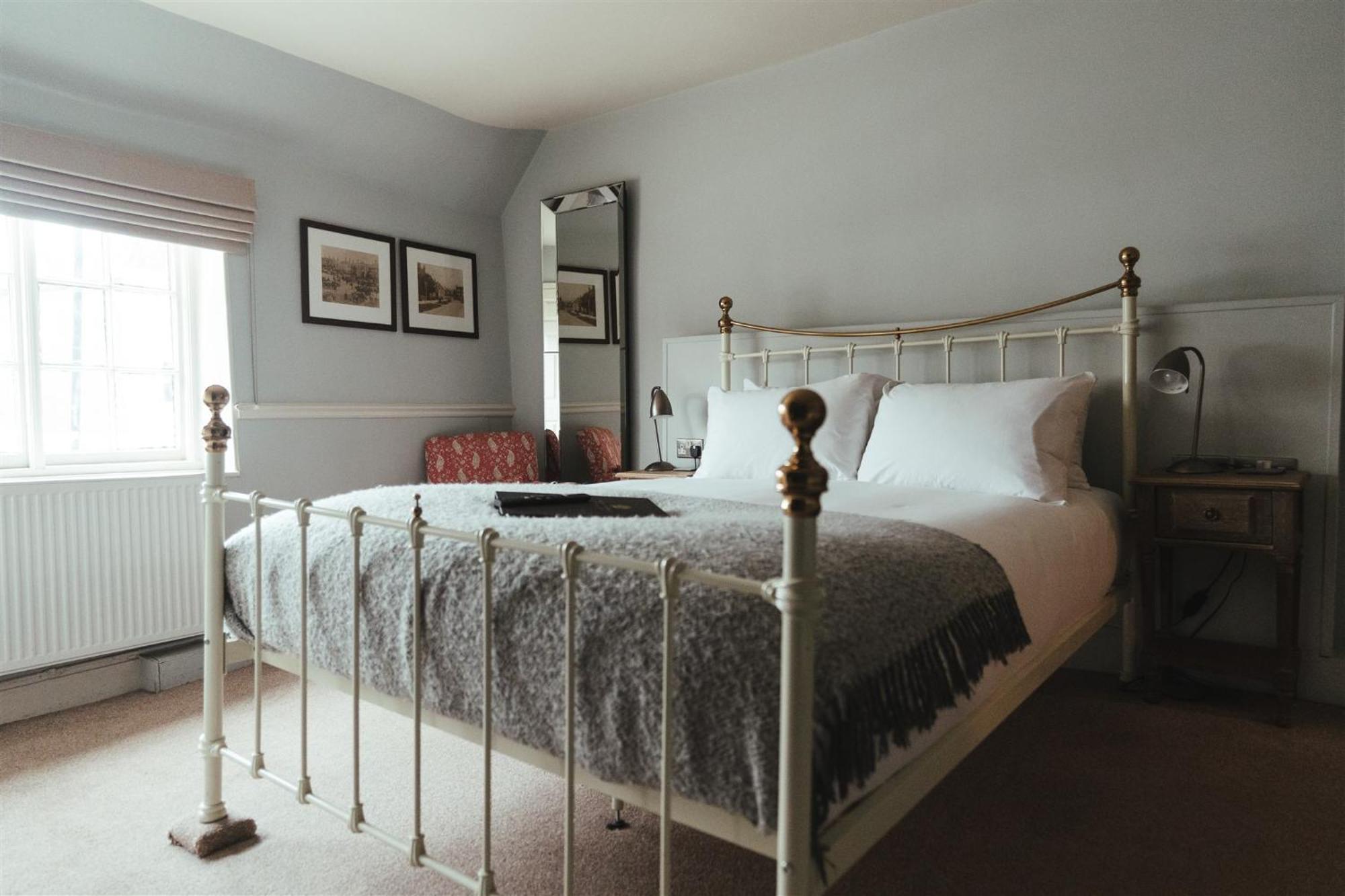 The Woolpack Hotel Тентерден Экстерьер фото