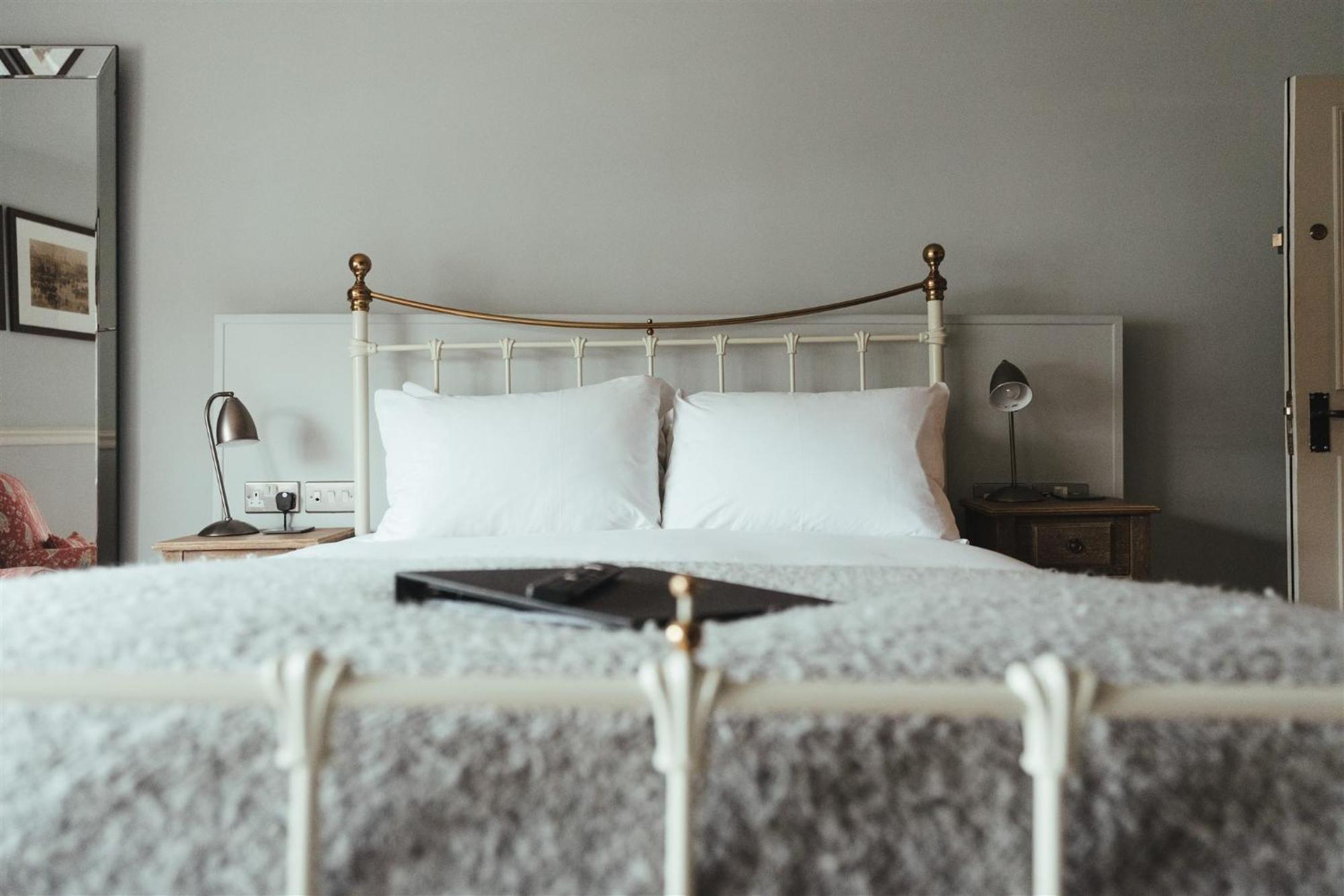 The Woolpack Hotel Тентерден Экстерьер фото