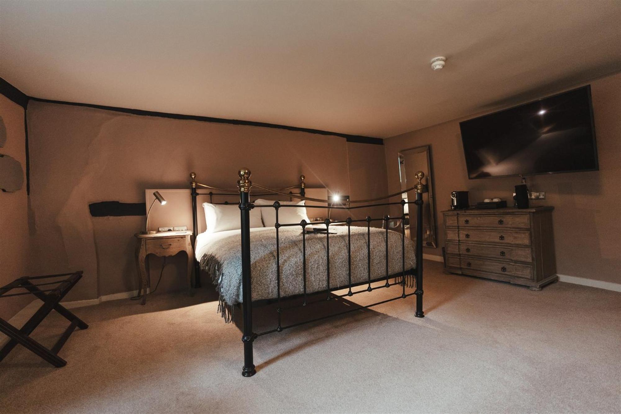 The Woolpack Hotel Тентерден Экстерьер фото